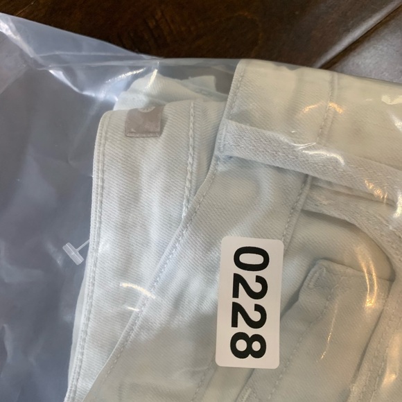 Athleta Jeans Women's Size 10 Light Wash Sculptek Straight Performance stretch - Picture 11 of 11